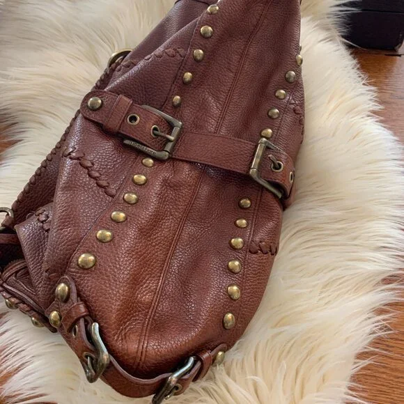 Isabella Fiore Whip Flashback Audra Hobo Bag - Picture 9 of 9